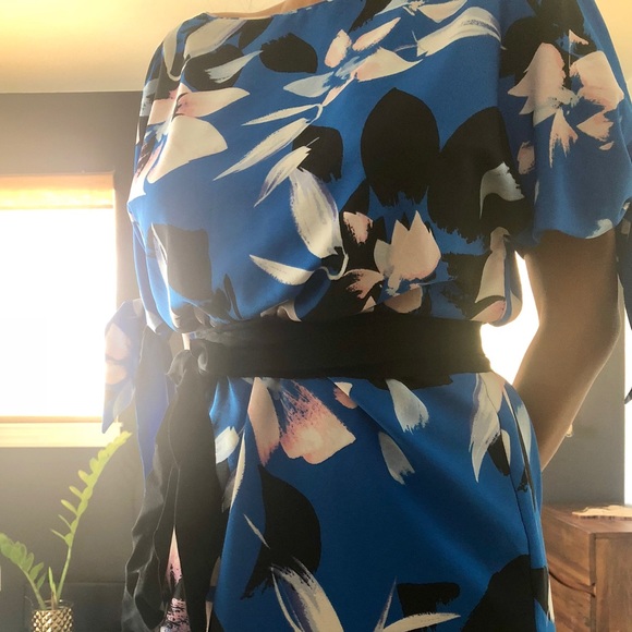 Vince Camuto Floral Shift - Picture 5 of 6